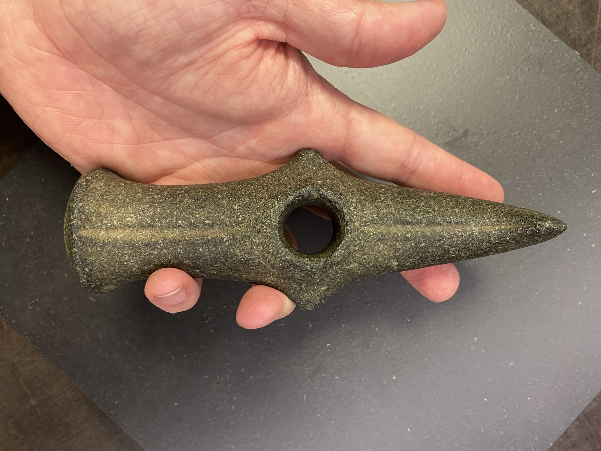 En stridsøkse fra den tidligste bondealder på Museum Østjylland